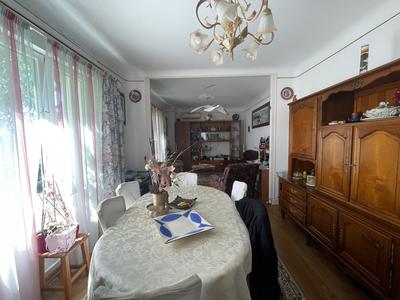 Maison - 167 m² - 4 pièces
