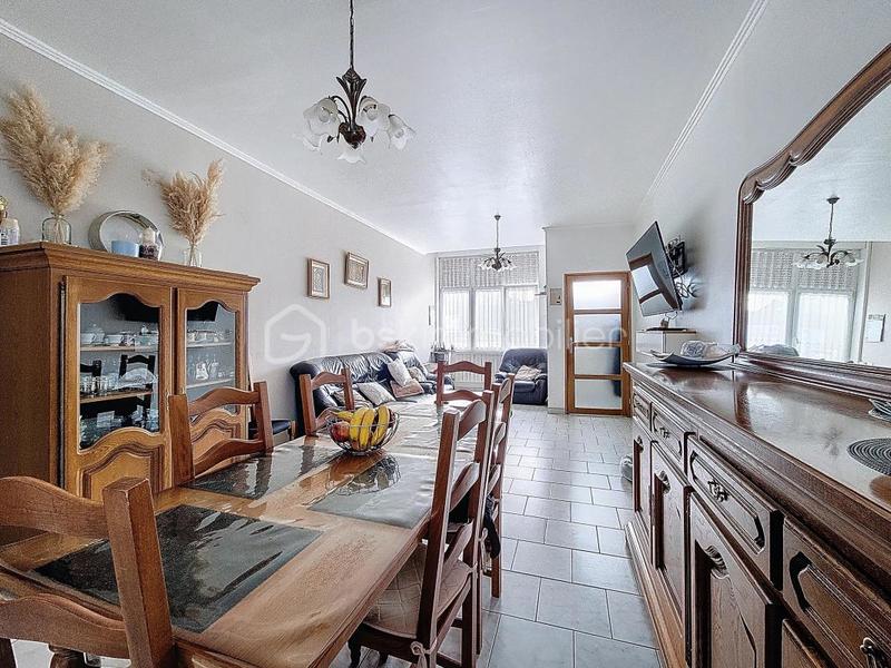 Maison - 146 m² - 6 pièces