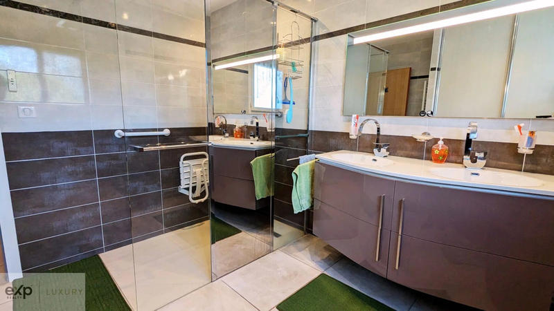 Maison contemporaine - 118 m² - 4 pièces