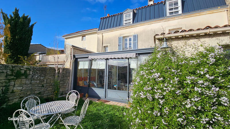 Maison - 188 m² - 7 pièces