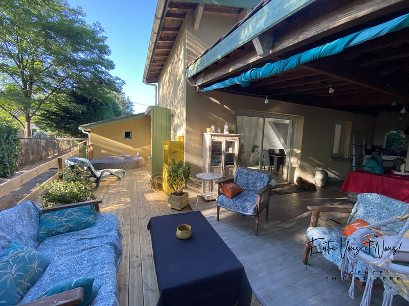 Maison traditionnelle - 145 m² - 6 pièces