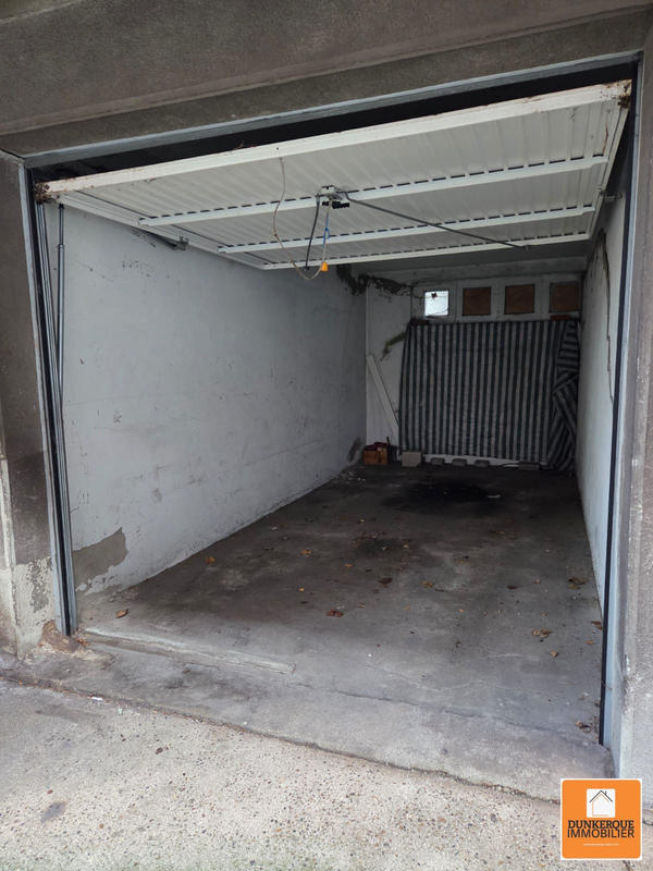 Parking / Garage - 15 m²