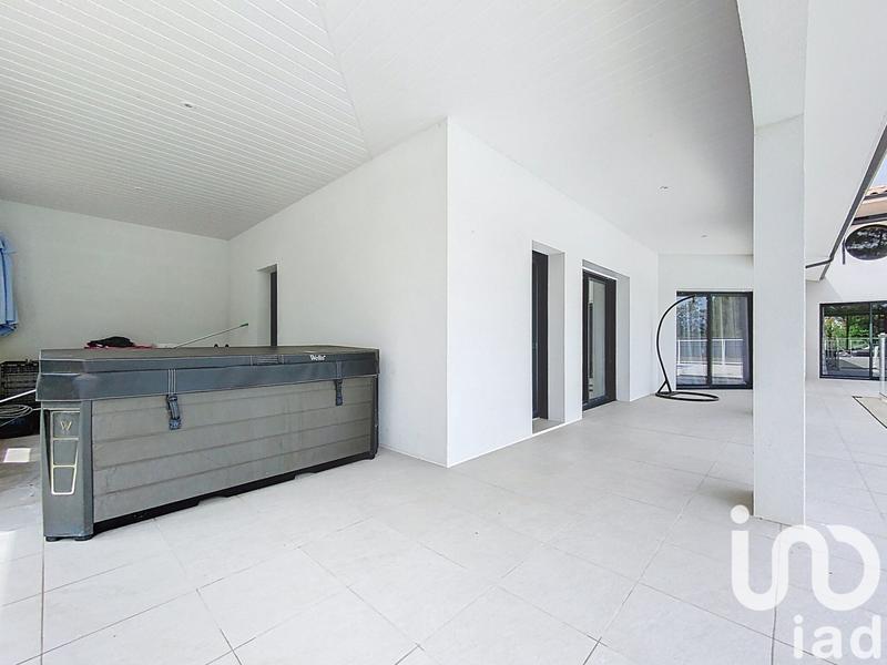 Maison de maîtres - 236 m² - 10 pièces