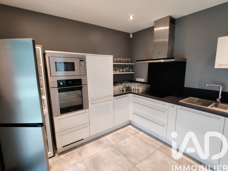 Maison - 92 m² - 4 pièces