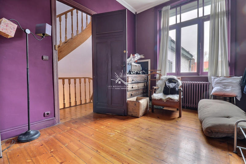 Maison - 186 m² - 6 pièces