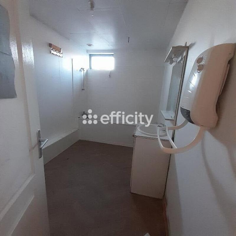 Bureau - 200 m² - 6 pièces