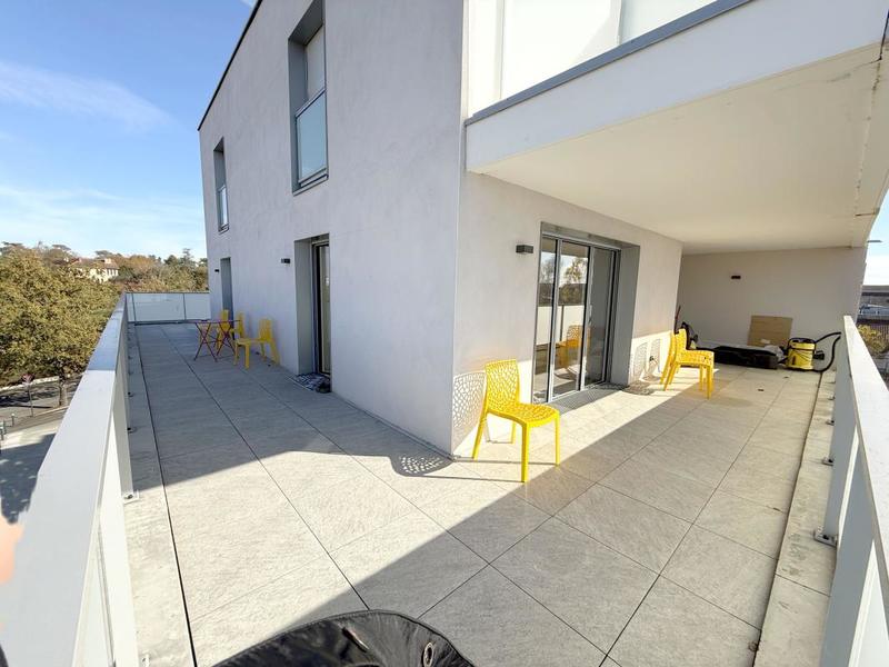 Appartement - 75 m² - 4 pièces