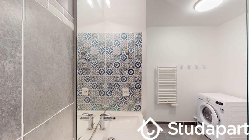 Chambre - 9 m² - 1 pièce