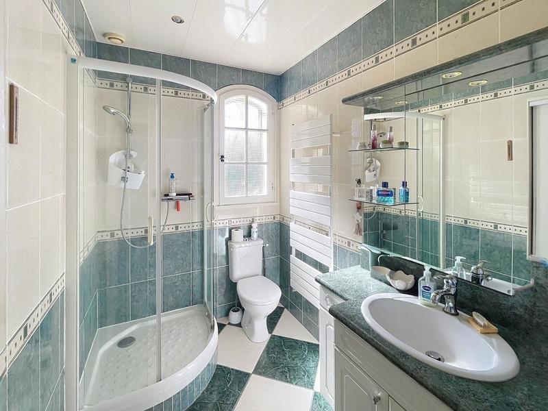 Maison - 123 m² - 6 pièces