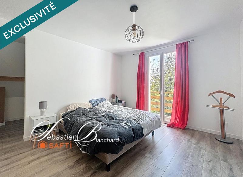 Maison - 155 m² - 6 pièces