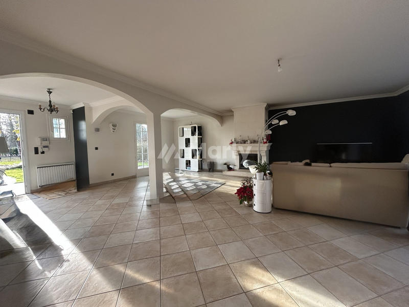 Maison contemporaine - 215 m² - 7 pièces