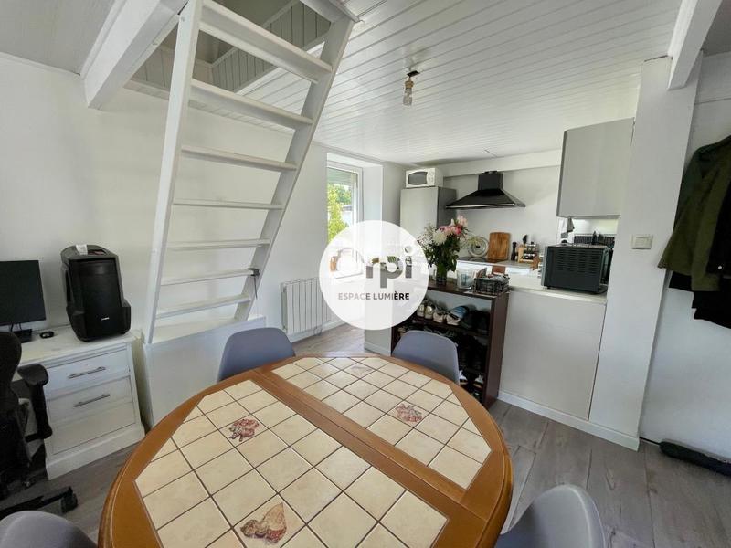 Immeuble - 110 m² - 2 pièces