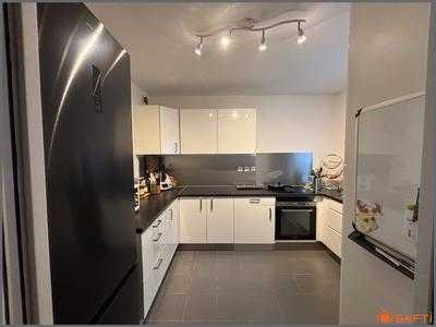 Maison - 102 m² - 5 pièces