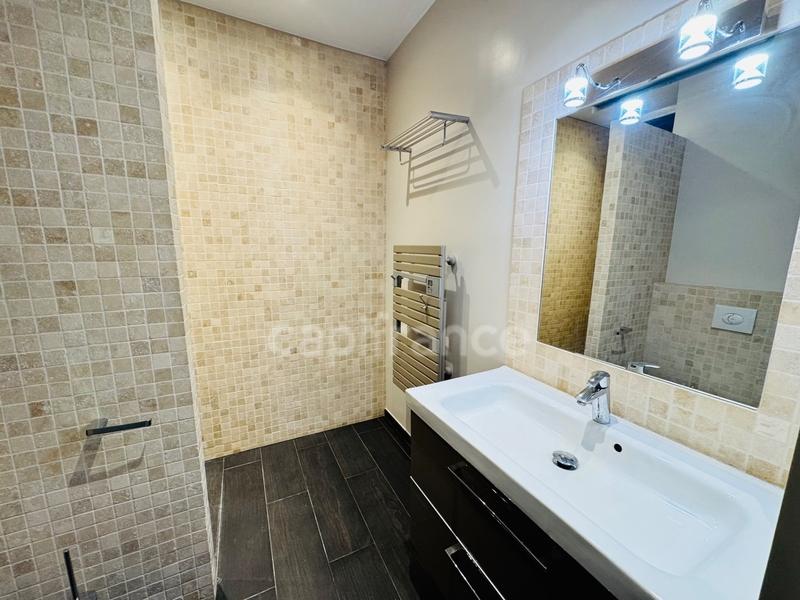 Appartement - 120 m² - 4 pièces