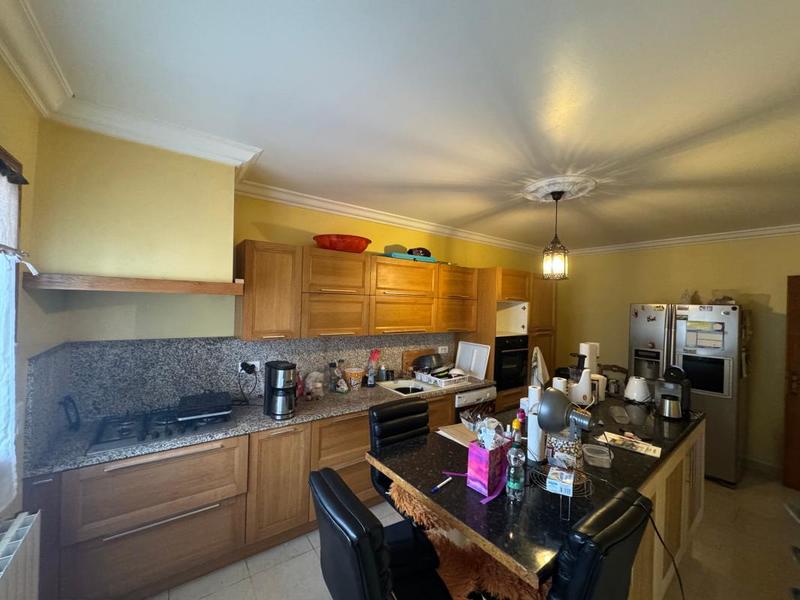 Maison - 194 m² - 7 pièces