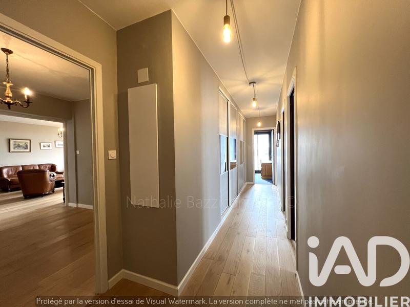 Appartement - 127 m² - 6 pièces