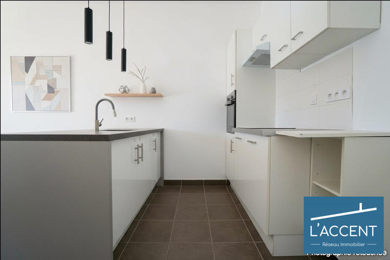 Appartement - 75 m² - 3 pièces