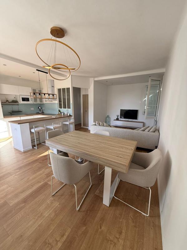 Appartement - 69 m² - 3 pièces