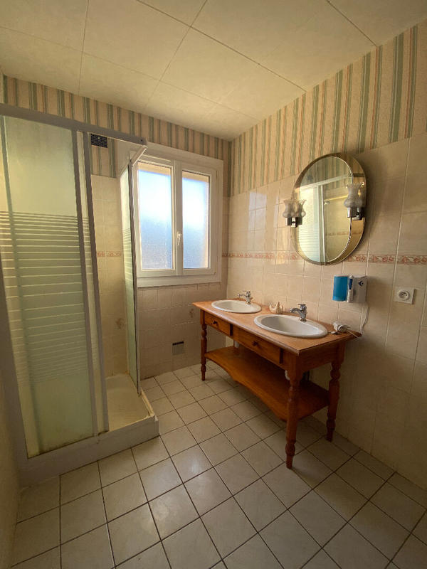 Maison - 98 m² - 5 pièces