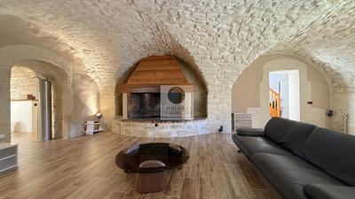 Maison - 219 m² - 6 pièces