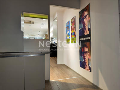 Local commercial - 300 m²