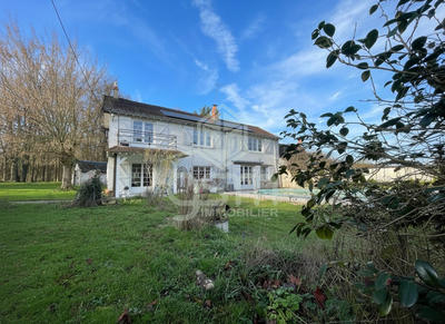 Maison ancienne - 200 m² - 7 pièces