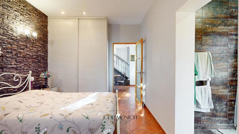 Maison - 145 m² - 5 pièces