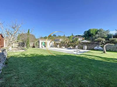 Maison en pierre - 250 m² - 6 pièces