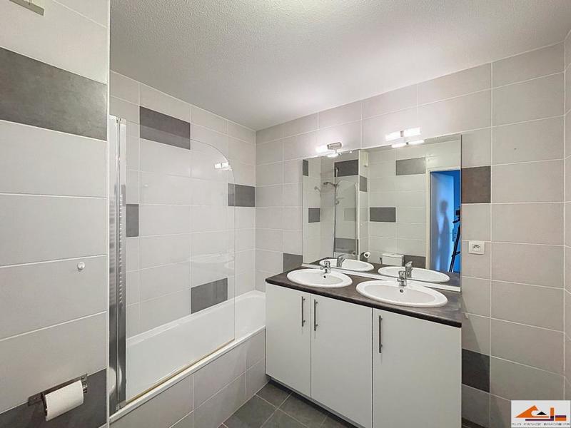 Appartement - 105 m² - 5 pièces