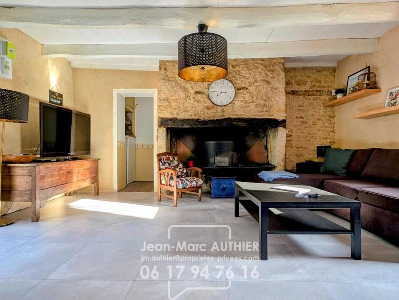 Maison - 212 m² - 8 pièces