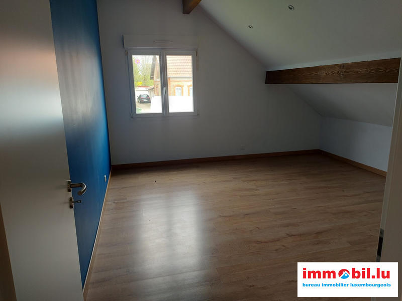 Maison - 255 m² - 7 pièces