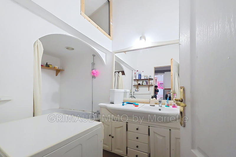 Appartement - 91 m² - 3 pièces