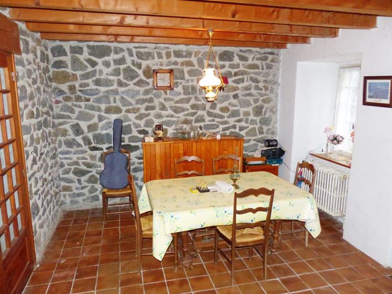 Maison - 220 m² - 8 pièces