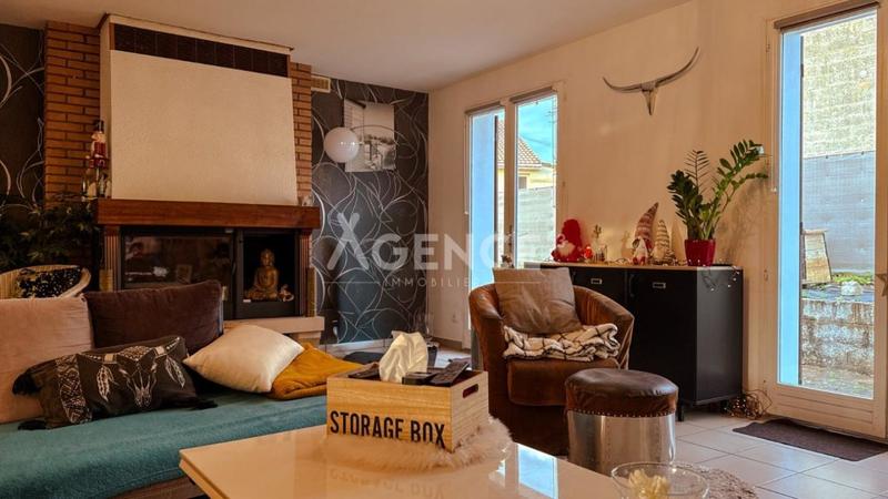 Maison - 104 m² - 4 pièces