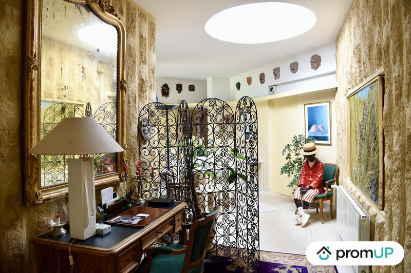 Villa - 280 m² - 7 pièces