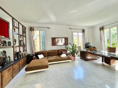 Maison de ville - 156 m² - 5 pièces