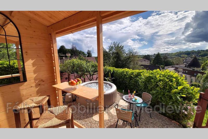 Maison chambre d'hôtes - 155 m² - 7 pièces