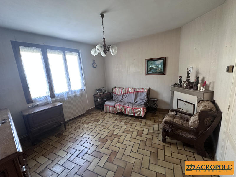 Maison - 101 m² - 6 pièces