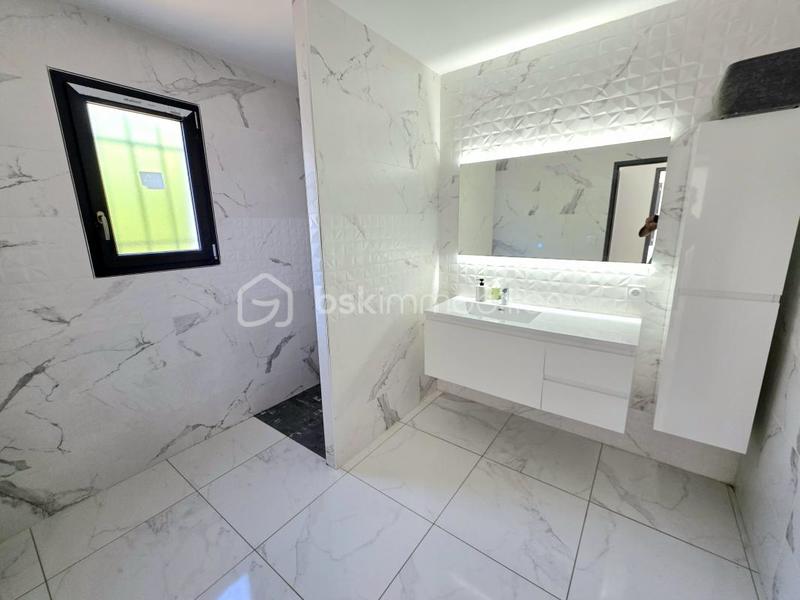 Villa - 92 m² - 4 pièces