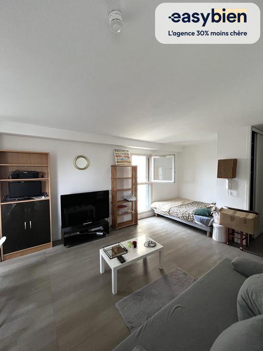 Studio - 33 m² - 1 pièce