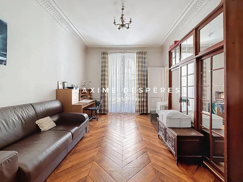 Appartement - 196 m² - 7 pièces