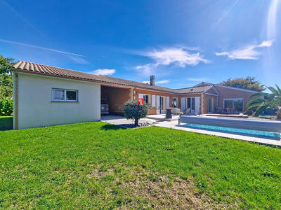 Maison contemporaine - 186 m² - 6 pièces