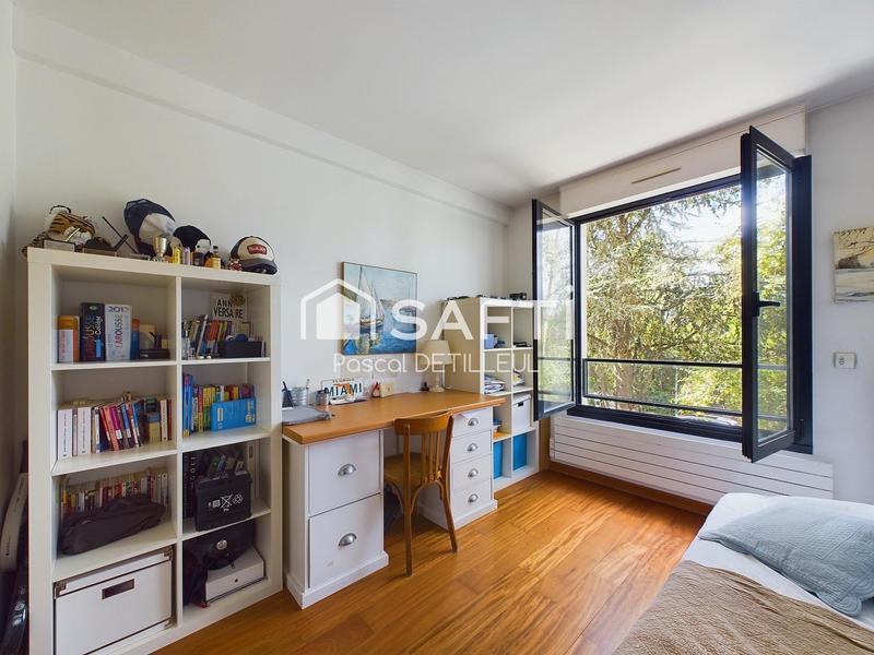 Appartement - 145 m² - 7 pièces