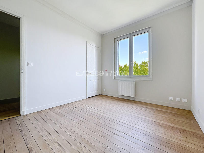 Appartement - 141 m² - 5 pièces