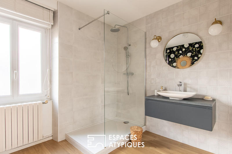 Maison - 201 m² - 9 pièces