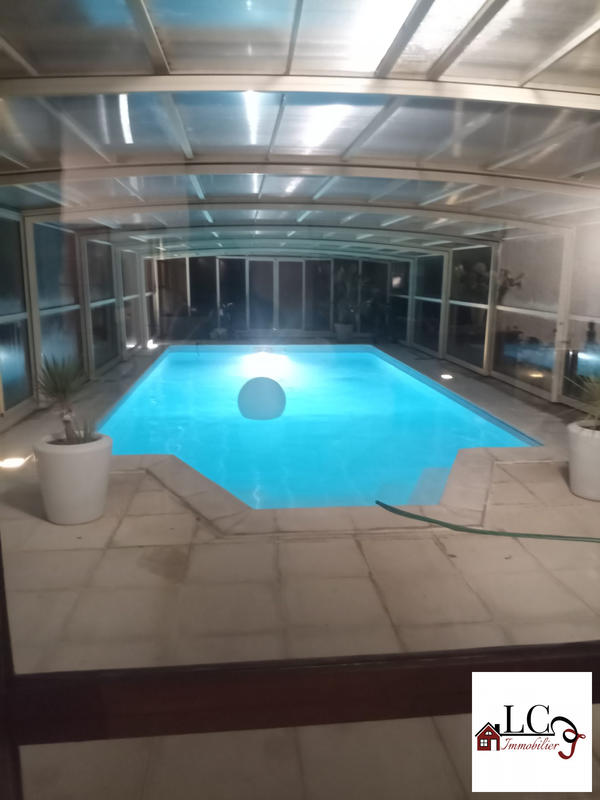 Maison - 145 m² - 6 pièces