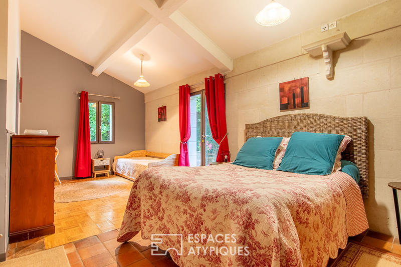 Demeure - 460 m² - 13 pièces