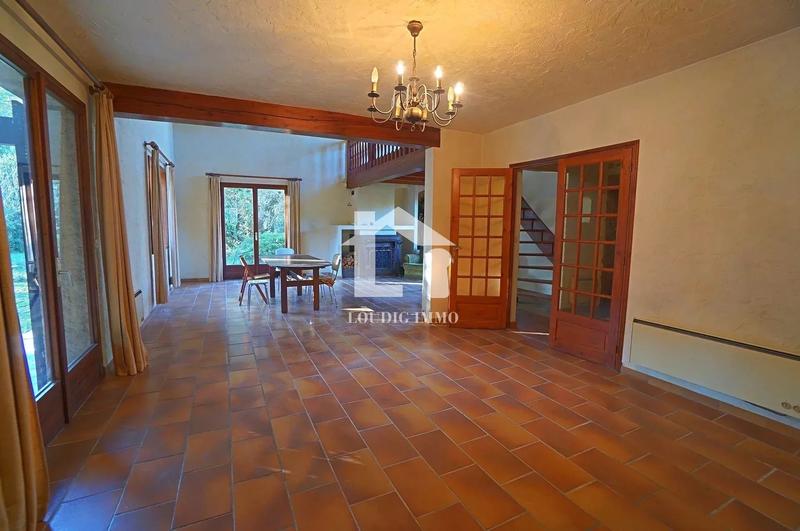 Villa - 174 m² - 6 pièces