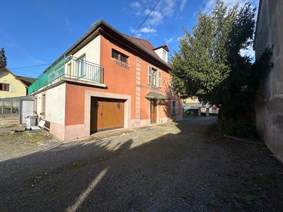 Propriété - 192 m² - 6 pièces