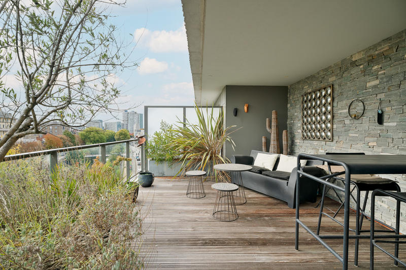 Appartement - 140 m² - 5 pièces